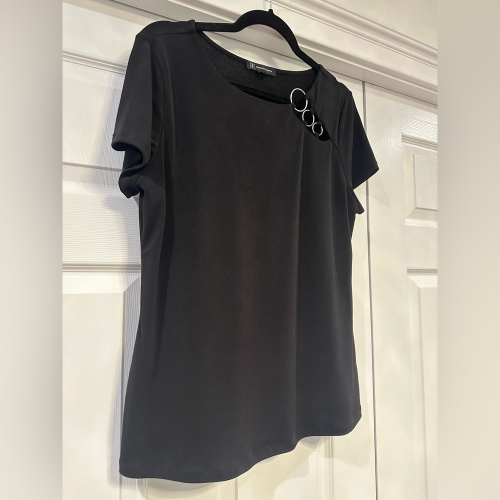 Elegant Black Women's Top with Silver Ring Detail